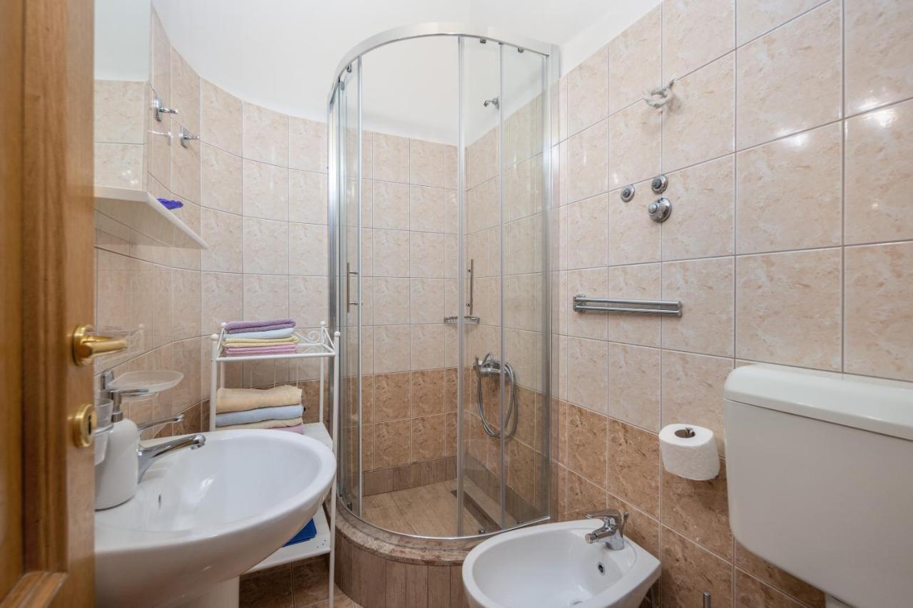 Apartment Sandra Supetarska Draga Kültér fotó